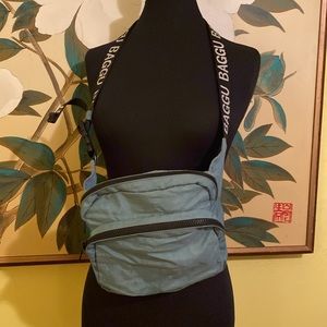 Baggu Fanny Pack Teal Cross Body Adjustable Bag